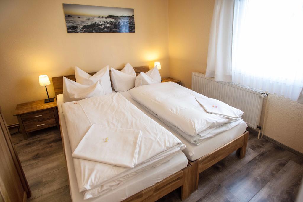 Hotel Im Tannengrund Лангельсхайм Экстерьер фото