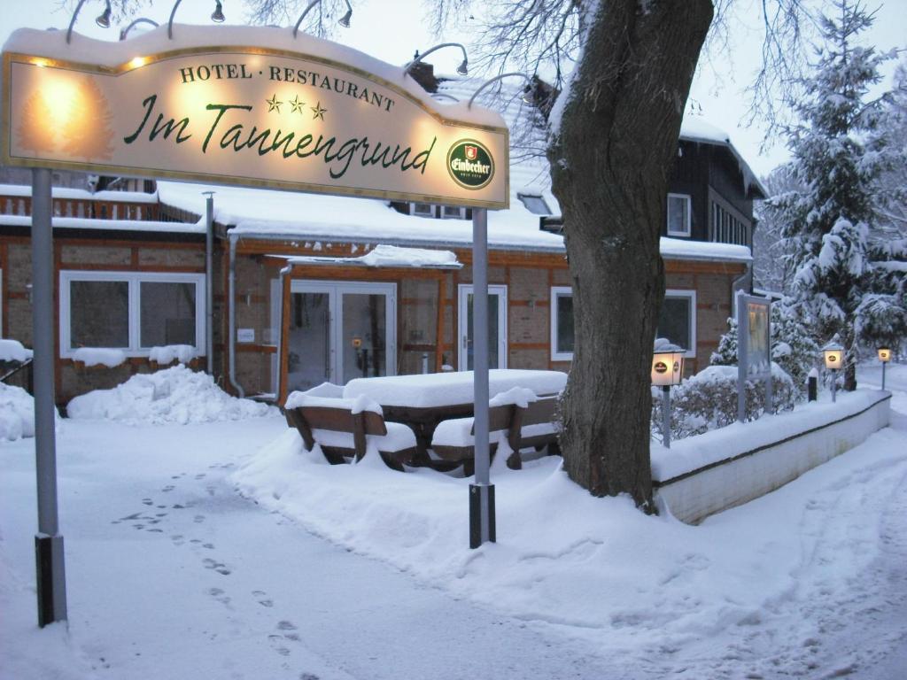 Hotel Im Tannengrund Лангельсхайм Экстерьер фото
